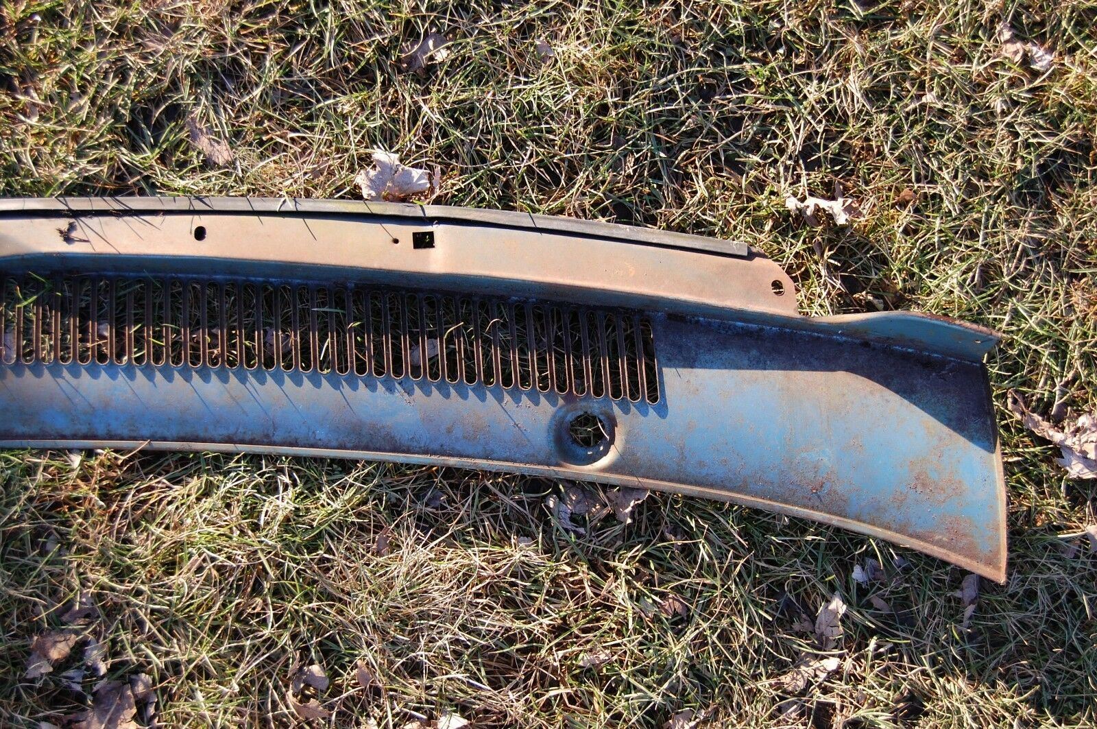 1967 Chevrolet Impala windshield wiper cowl Bel Air Caprice Vintage Pa