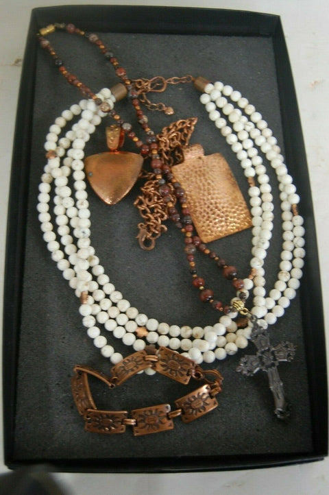 handmade necklace howlite beads/ brown jasper beads/ cooper pendants jewelry set