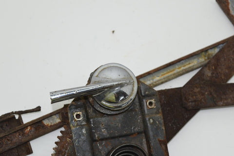 1958 58 super 88 window regulator Oldsmobile right rear passenger 8982