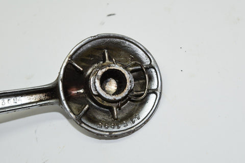 Door Handle Window Vent Hand Crank Oldsmobile 4151895 OEM GM front left 8985