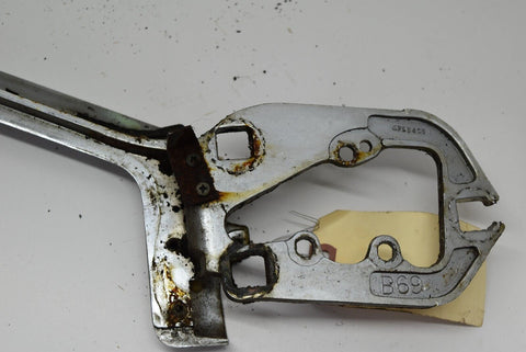 1958 58 LEFT FRONT DRIVERS DOOR WINDOW WING VENT FRAME Oldsmobile super 88 9001