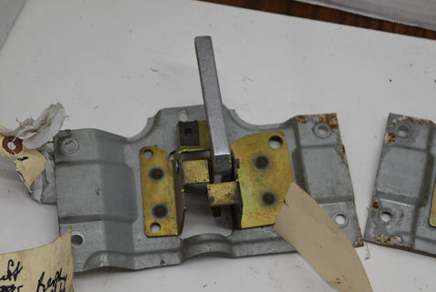 Chevy suburban 1990 90 interior door handle front left back LH RH 9292