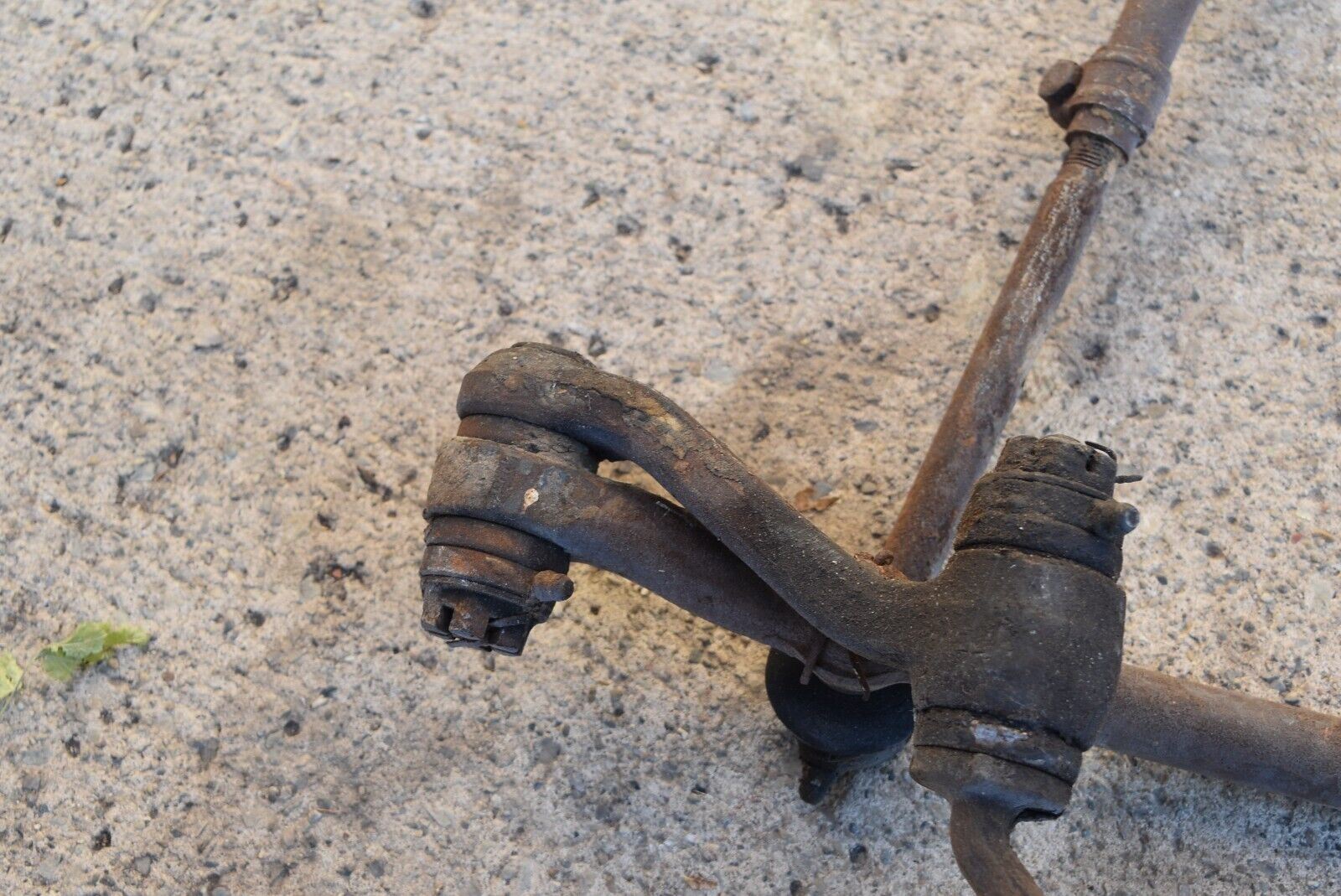 1957 57 Chevy drag steering linkage tie rod center link idler 9516