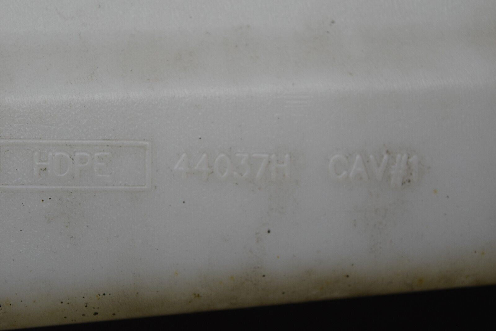 Jeep Cherokee XJ WINDSHIELD WASHER RESERVOIR TANK FRONT & REAR PUMPS 9