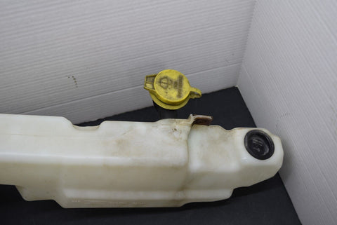 Jeep Cherokee XJ WINDSHIELD WASHER RESERVOIR TANK FRONT & REAR PUMPS 97 01 9590