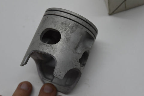 02-23 Yamaha YZ 250 YZ250 OEM Piston 1P8-11631-00-A0 OLD# 5NX-11631-00-C0 10123