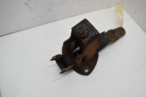 1958 CADILLAC LIMO FLEETWOOD SERIES 75 UPPER PASSENGER FRONT DOOR HINGE 10337