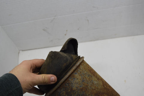 1958 58 Cadillac Fleetwood series 75 limo rear right air bag air ride 10518