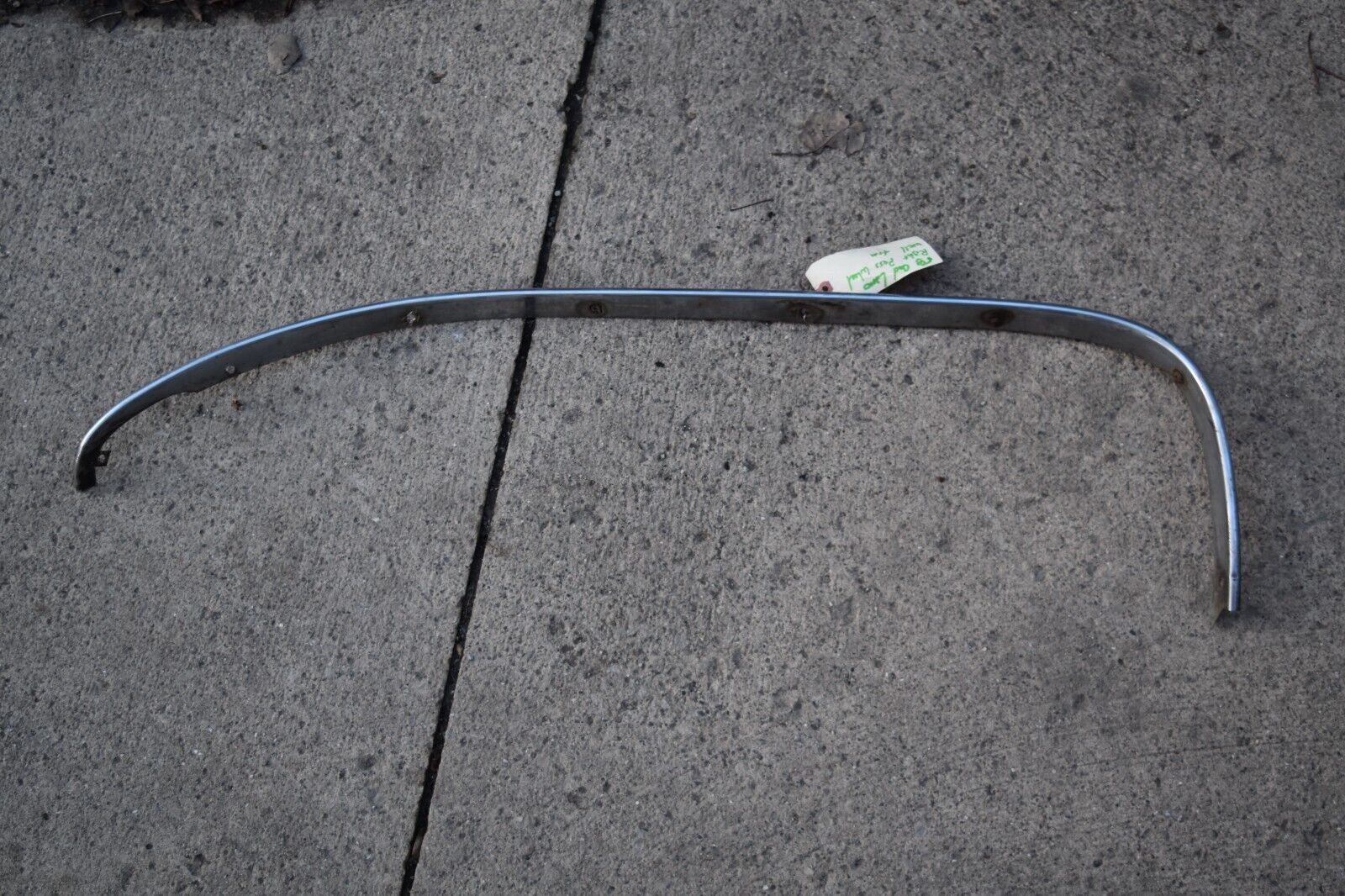 1958 Cadillac Fleetwood limo 75 right passenger back rear wheel well t