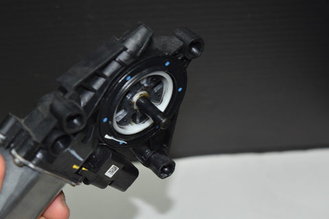 2011 2017 2023 DODGE CHARGER FRONT RIGHT SIDE WINDOW REGULATOR MOTOR 10839