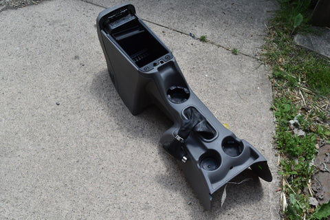 07 Front Lower Center Console 2007 Chevrolet Trailblazer floor automatic 11028