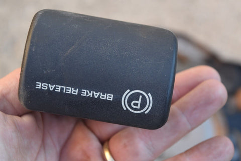 01 07 Chevy Silverado GMC Sierra 2500 3500 EMERGENCY PARK BRAKE LEVER 11916