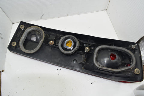 Ford Mustang 1983 1984 1986 E3ZB 13441 AC drivers left side tail light 11976