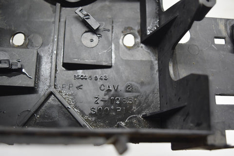 CHEVROLET SUBURBAN 2000 2001 2002 01 02 FUSE BOX LOWER MOUNT BRACKET OEM 12169