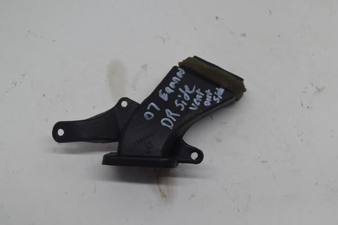 2007 2008 2009 Chevrolet Equinox Air Distributor Duct 15826457 12338