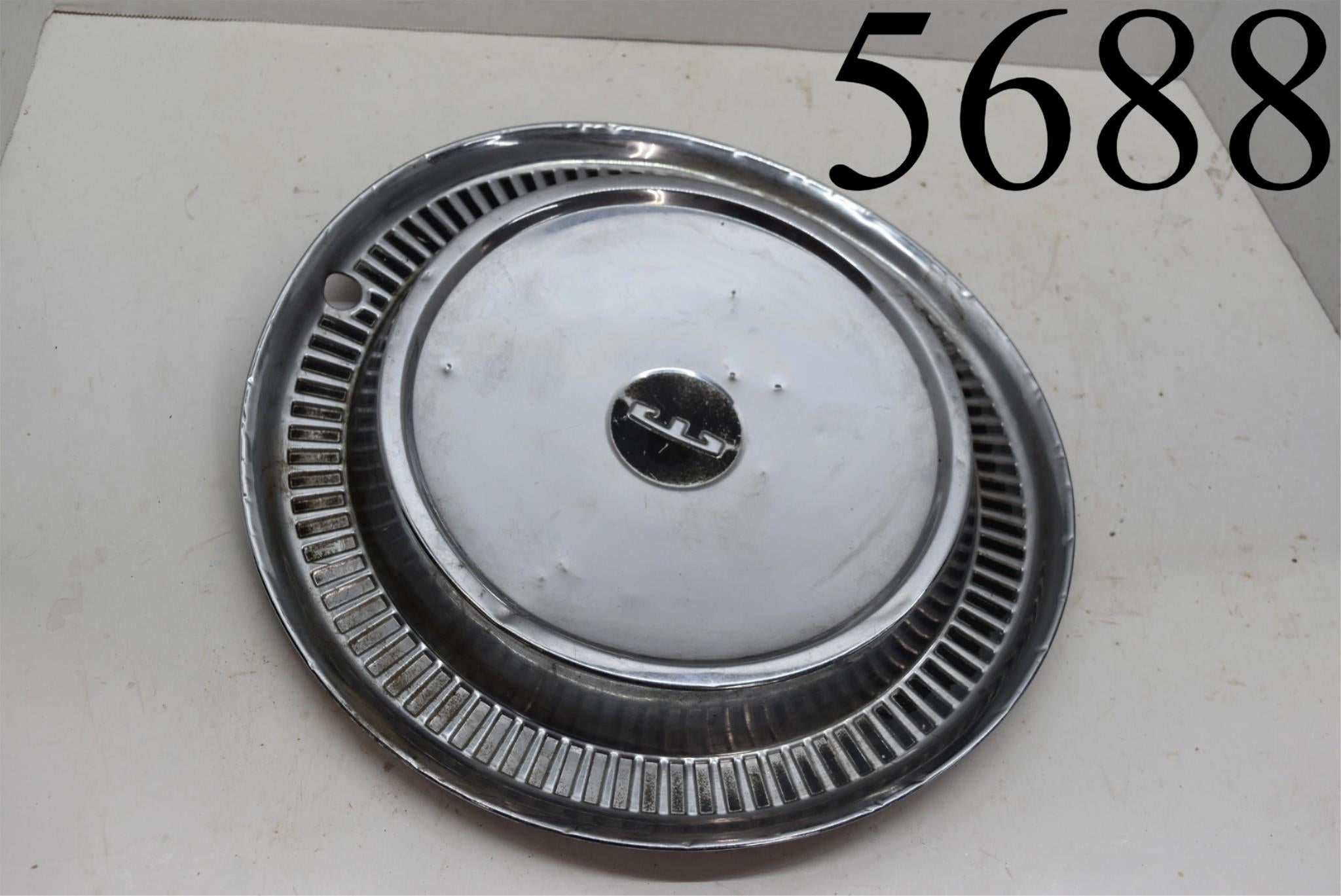 1958 Edsel Full Wheel Cover FoMoCo Good Shape 14" Inches Hubcap Ford