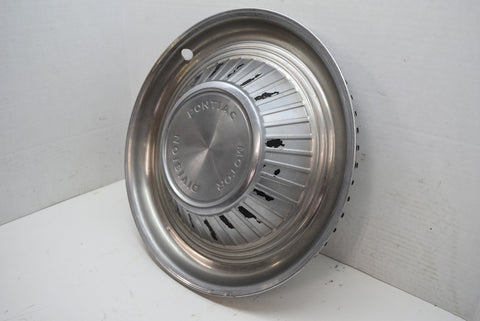 1959 Pontiac Motor Division 14" Hubcap Bonneville Catalina Star Chief Single
