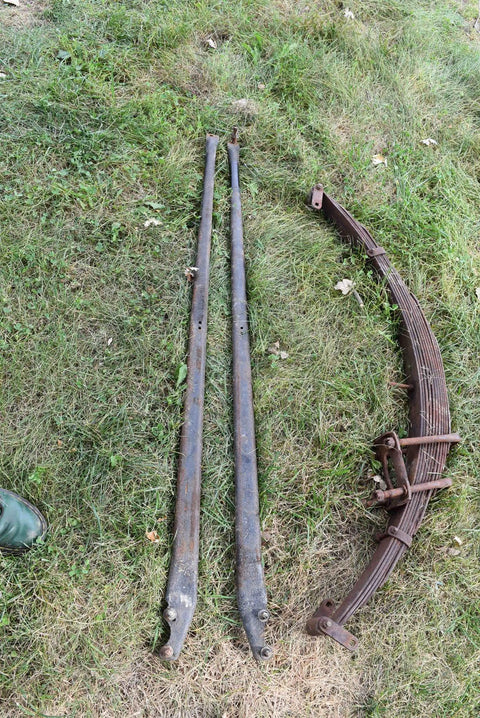 Lot of Various 37-48 Parts 1 Ton 5 Lug Rear End Drive Shaft Trailing Arms Spring