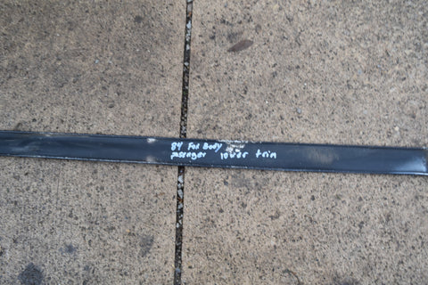 1979 1983 FORD MUSTANG CONVERTIBLE PASSENGER RH ROCKER PANEL TRIM 80 81 82