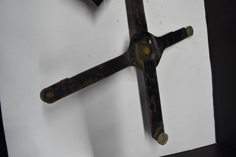 1977 1987 SQUAREBODY BLAZER C10 K10 K5 GMC CHEVY RIGHT FRONT WINDOW REGULATOR 77