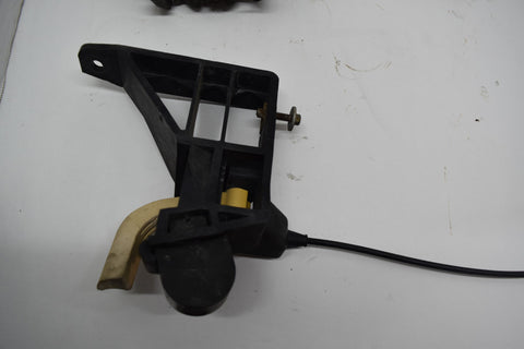 2008 FORD F-250 F250 HOOD LATCH RECEIVER ASSEMBLY CABLE RELEASE LEVER 08