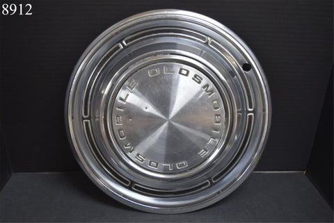 1968 Oldsmobile Hub Cap Wheel Cover hubcap 68 Olds F85 Cutlass 14"