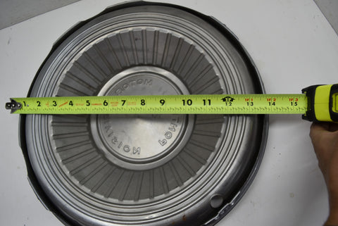 1959 Pontiac Motor Division 14" Hubcap Bonneville Catalina Star Chief Single