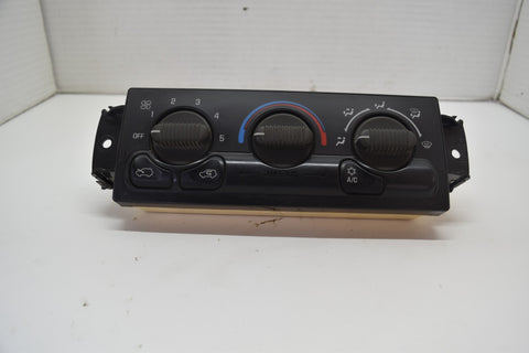 1999 2000 2001 2002 GMC CHEVY SIERRA SILVERADO TAHOE A/C CLIMATE CONTROL SWITCH