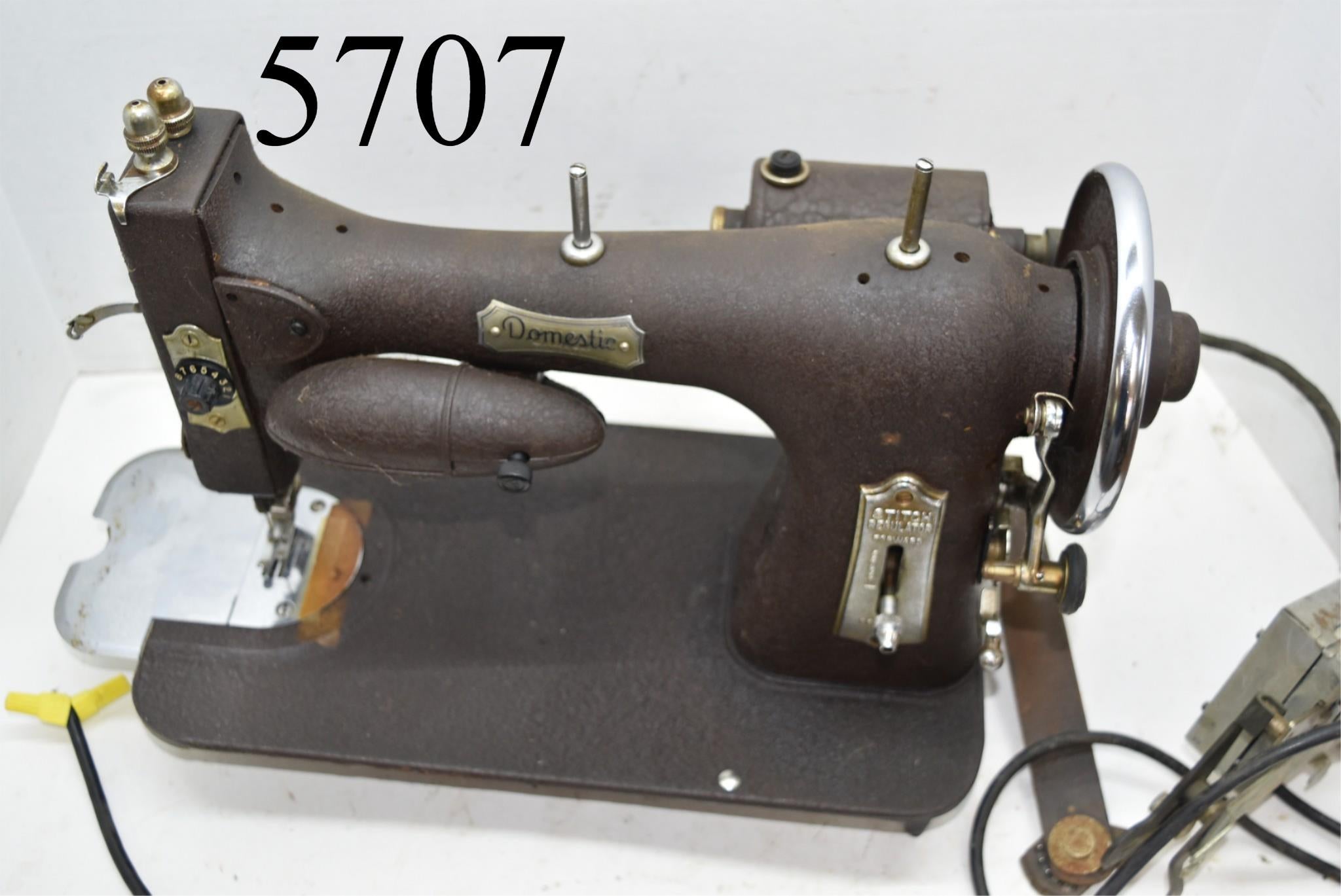 Antique 1930s Domestic Electric Rotary Model 151 Sewing Machine vintag