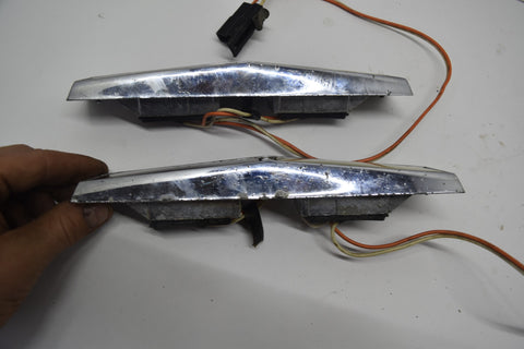 1964 1976 OLDS 1973 BUICK GM INTERIOR COURTESY LIGHTS LAMP PAIR 4434530 64 73 76