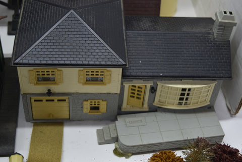 K-LINE BARN BUILDING ACCESSORY LOT man cave train small city