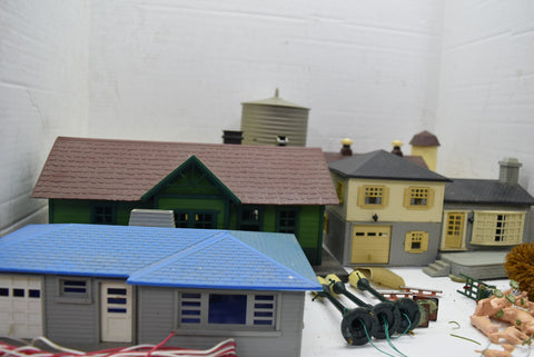 K-LINE BARN BUILDING ACCESSORY LOT man cave train small city