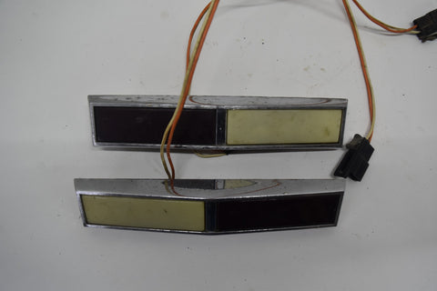 1964 1976 OLDS 1973 BUICK GM INTERIOR COURTESY LIGHTS LAMP PAIR 4434530 64 73 76