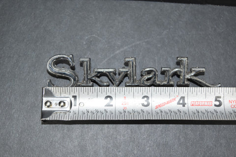 1968 1969 Buick Skylark Trunk Trim Emblem Badge Deck Lid Moulding Name 68 69