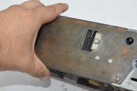 1958 Oldsmobile RADIO 989127 12V DELUXE AM Radio Delco Super 88 58 Olds Stereo