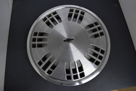 1987 1988 87 88 Chevrolet Chevy Beretta 14" 21 slot Hubcap Wheel Cover