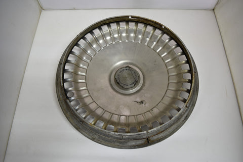 1971 71 Pontiac Tempest Single 14" Hubcap Wheel Cover