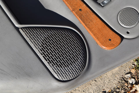 1996 2005 GMC Safari Left Driver Front Door Panel Power Window 96 97 98 99