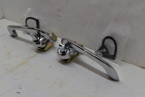 Brand New 1967-1968 Ford Mustang Exterior Door Handle Pair LH RH Hardware!