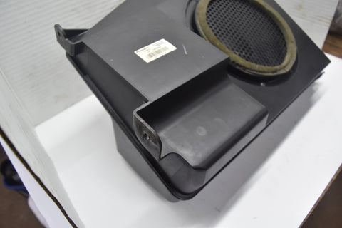 2006 2009 Chevrolet Equinox Pioneer Subwoofer Casing Audio 821607108 07 08 09