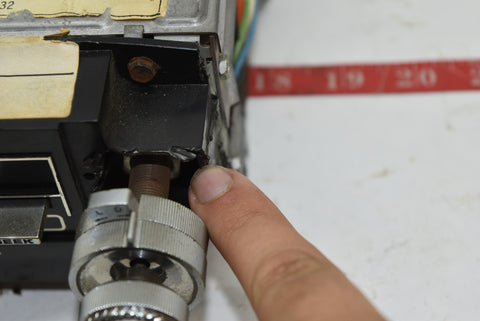 1977 1978 1979 CADILLAC ELDORADO AM/FM Radio STEREO CASSETTE PLAYER Not Test