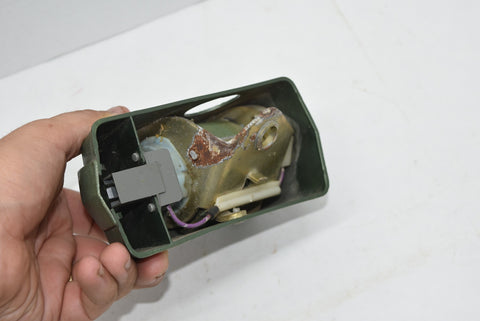 1972 1973 Ford Mustang ORIGINAL BUCKET SEAT Green SEAT BELT H-549 date 51-72 RH