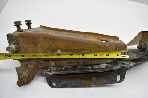 1958 CADILLAC LIMO FLEETWOOD SERIES 75 DRIVER LEFT HOOD HINGE 58 OEM