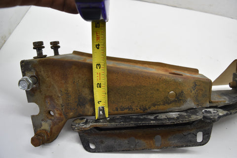 1958 CADILLAC LIMO FLEETWOOD SERIES 75 DRIVER LEFT HOOD HINGE 58 OEM