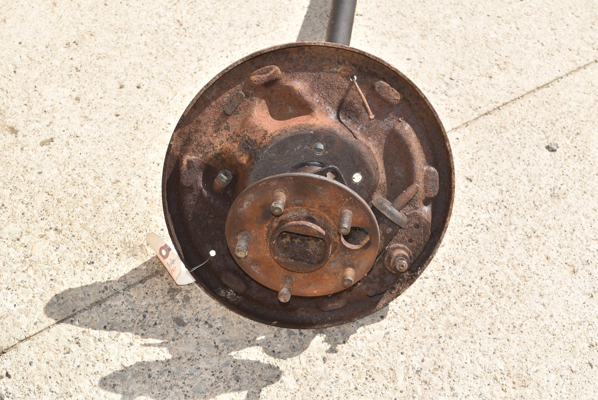 1968 68 Ford Ranchero V8 Rear Right Passenger Axle 28 Spline 9