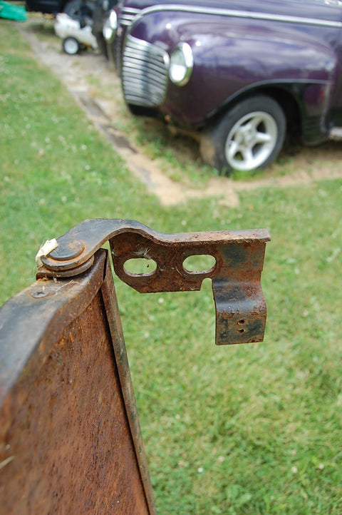 1965 1966 1967 1968 1969 1970 Mustang Fastback Rear Fold Down Seat OEM Ford