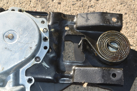 Driver Front Window Regulator Electric Fits 1985 2002 Chevy Astro GMC Safari