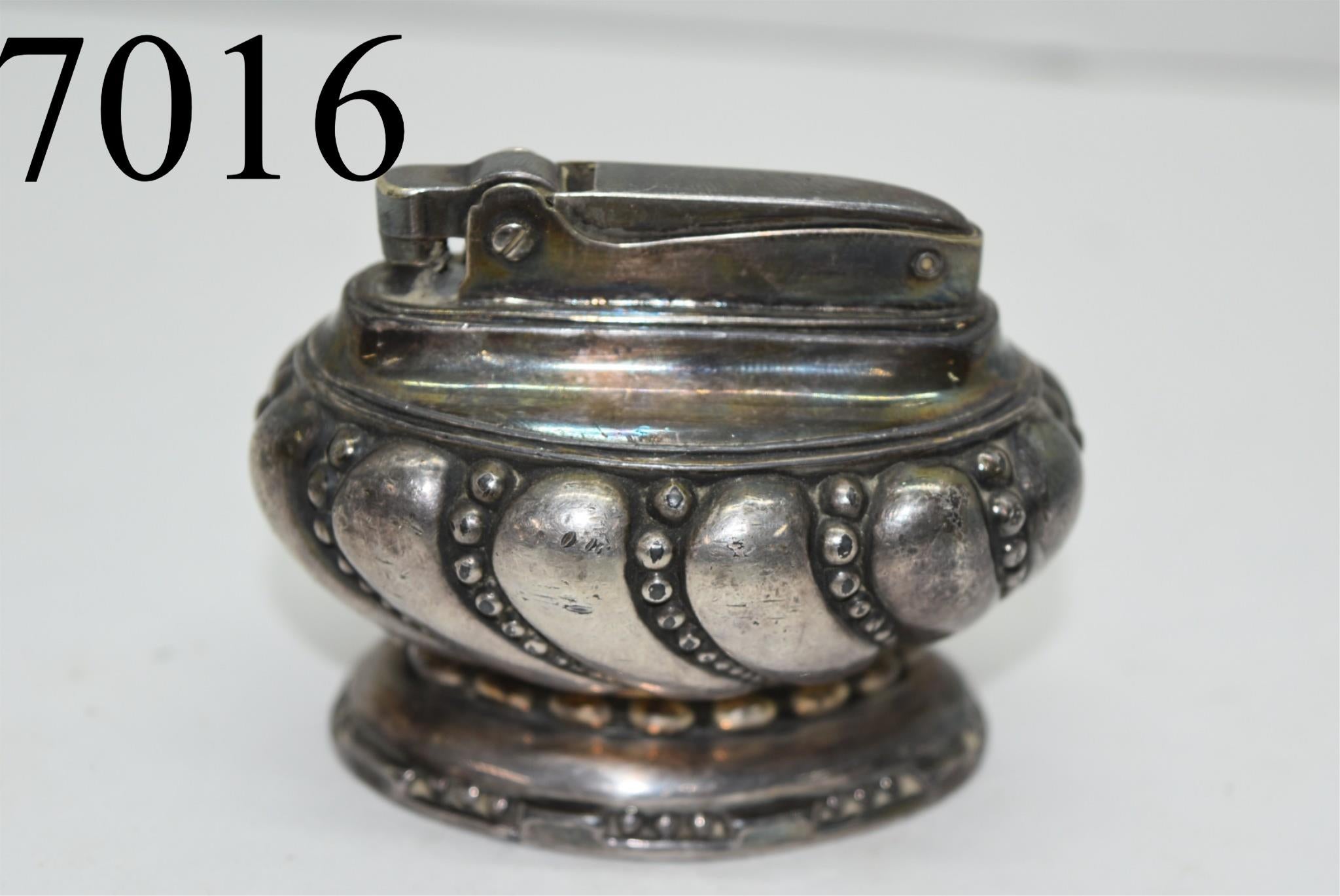 Vintage Ronson Silver Table Top Lighter 3 x 2.25 inches FatMan's