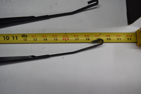 2007 TRAILBLAZER WIPER ARM PAIR WINDSHIELD 24024283 CHEVROLET 2002 - 2009