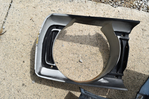 1970 70 Dodge Dart Swinger Grille Headlight Bezel MOPAR Broken Needs Repair